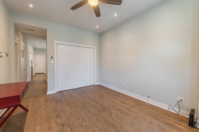 Photo - 2729 S Harding Ave Unidad 2