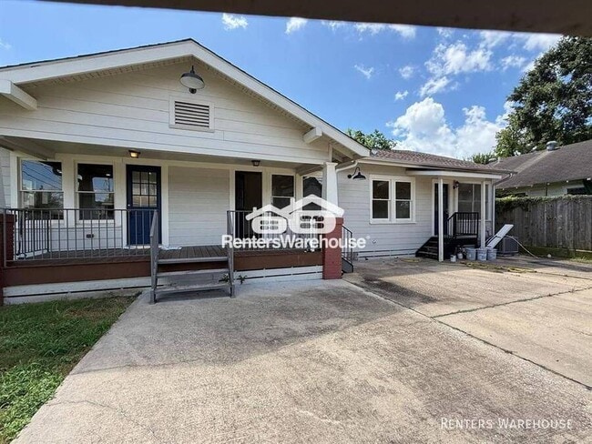 Photo - 201 Drennan St Apartment