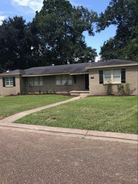 Building Photo - 902 Oaklawn Ave Rental