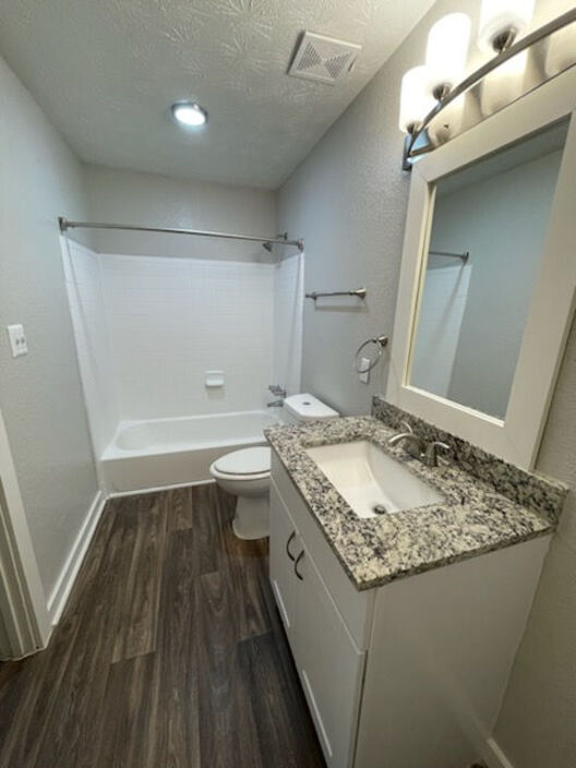 Arbors at East Cobb Apartments For Rent in Marietta, GA