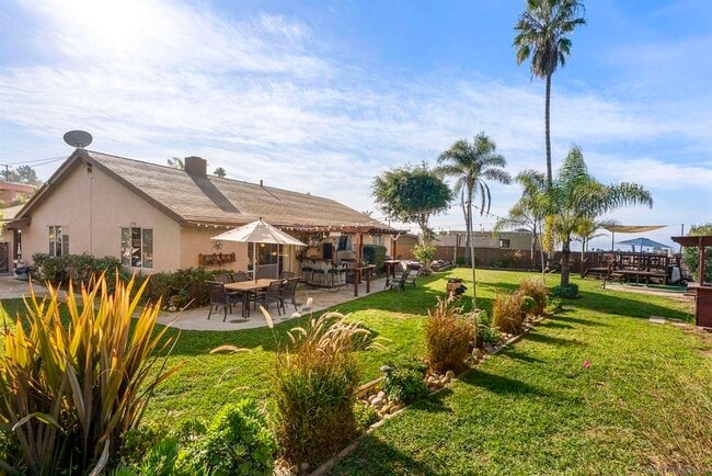 Photo - 1007 Genie Ln