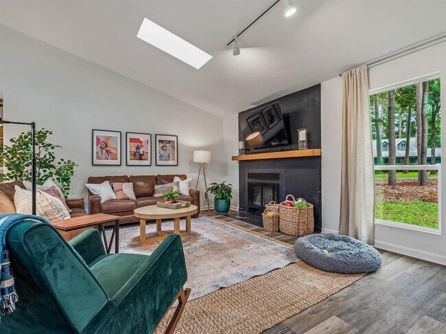 3335 Micanopy Trail
