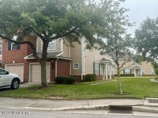 4225 Crownwood Dr