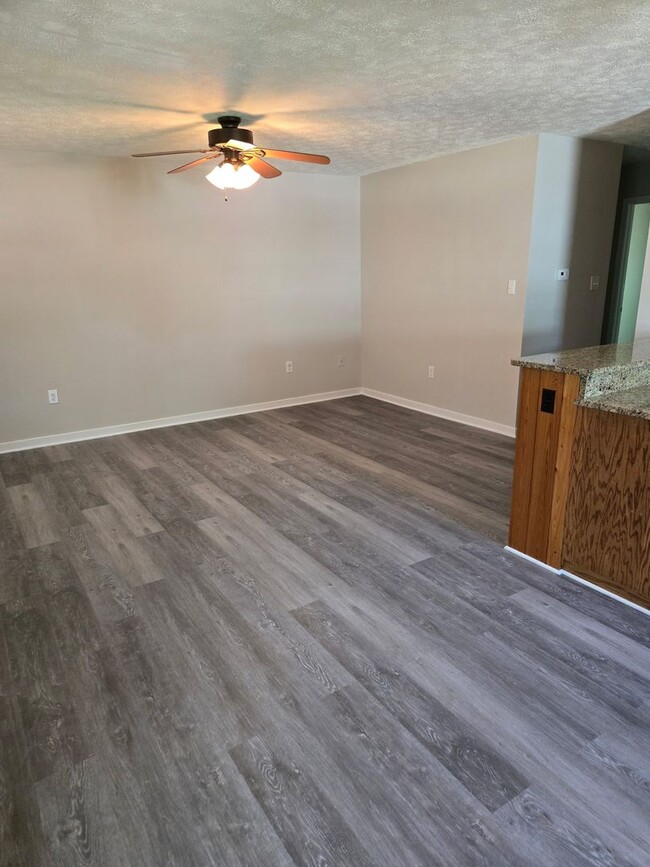 Photo - 2 bed 1 bath Duplex Blackstone-Convenient to Fort Pickett