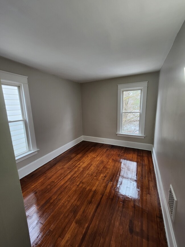 Photo - 121 E 29th St Unit #2