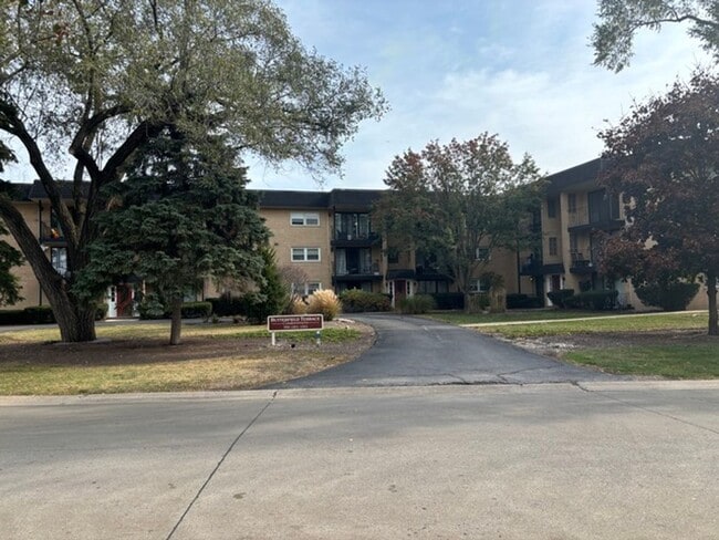 Building Photo - 1003 Euclid Ave Unit 1003 S Euclid Rental
