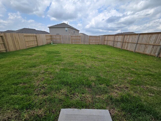 Photo - 26706 Dalmatian Bellflower Dr