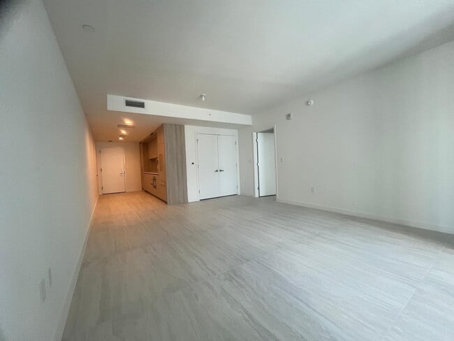 Photo - 77 SE 5th St Unit 2314