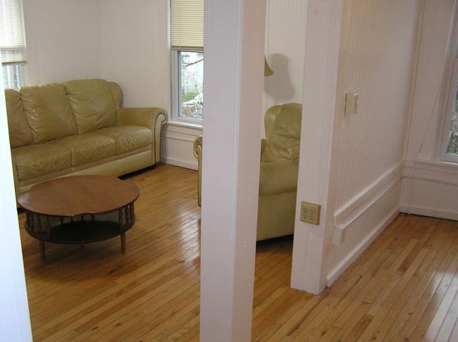 Photo - 196 W Washington St Unit 196