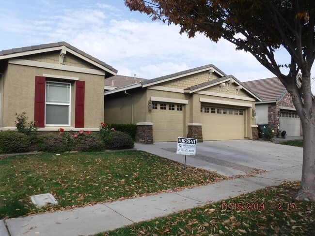 Photo - 1127 Manchester Way