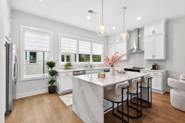 Photo - 2641 Mackintosh Ct