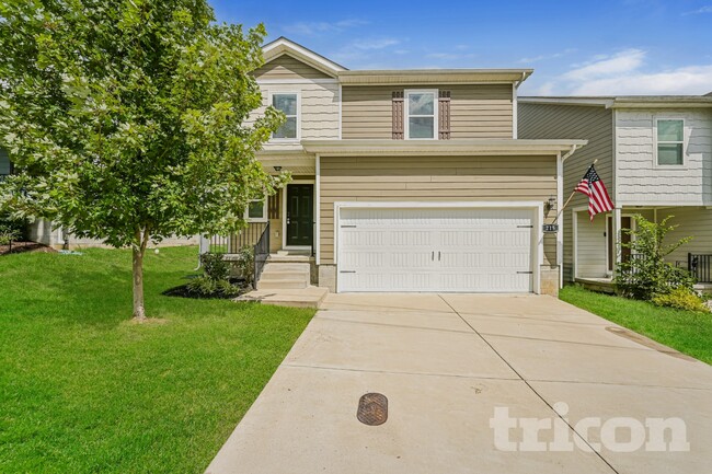 Building Photo - 215 Kirkside Dr