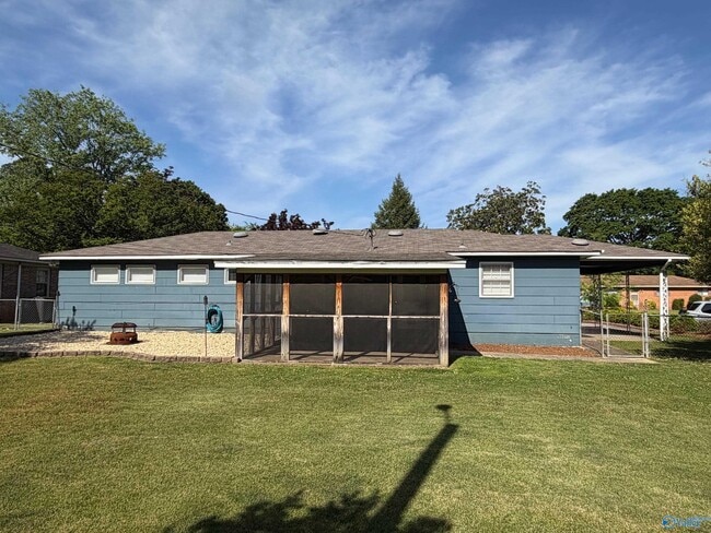 Photo - 1518 15th Ave SW