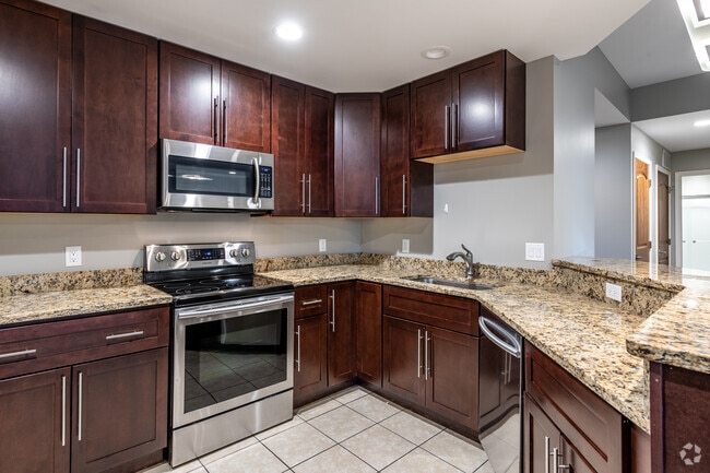 2BR, 2BA - Canal Square Apartments