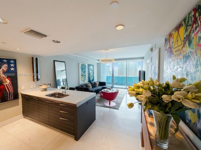 Photo - 200 Biscayne Blvd Way Unidad 4310