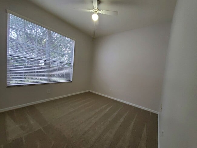 Photo - 4 Bedroom 2 Bath home in Hunter's Green/New Tampa