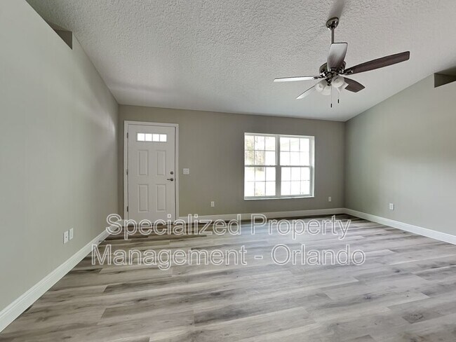 Photo - 1320 W Emerson Pl