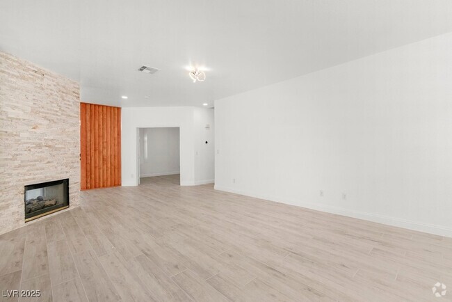 Building Photo - 2588 Mizzoni Cir Rental