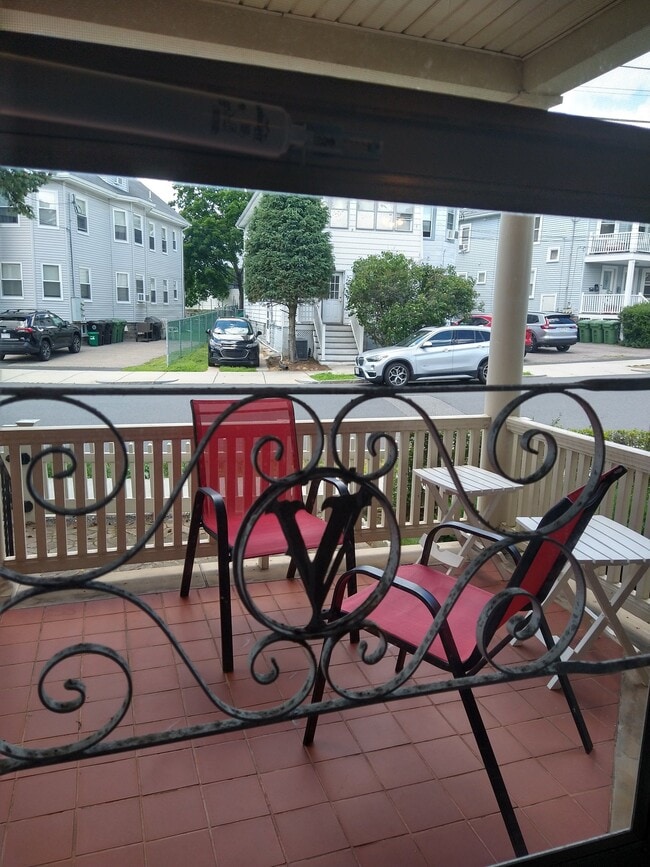 241 Boylston St Unit 241