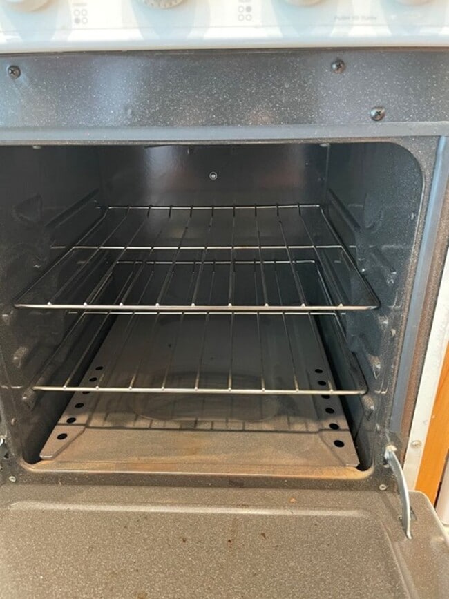 Photo - 1 Bed/1 Bath Upstairs Apartment in Gated SR Complex. Unit 224