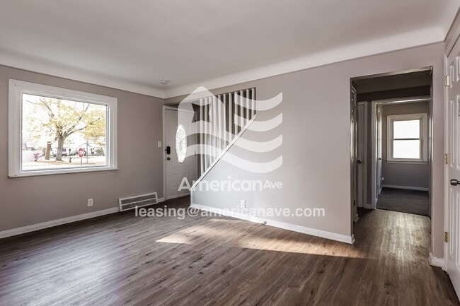 Photo - 2062 Champaign Rd