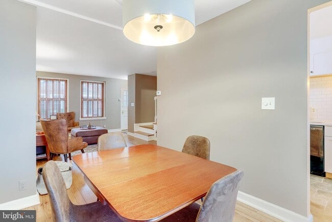 Photo - 2803 S Columbus St