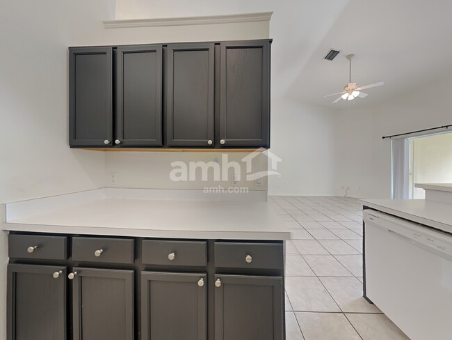 Photo - 11906 Timberhill Dr