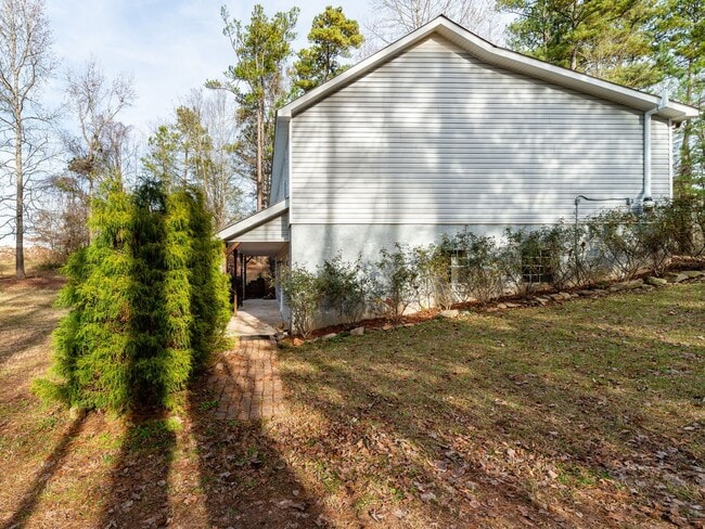 Photo - 3 Bedroom 2 Bath in Villa Rica