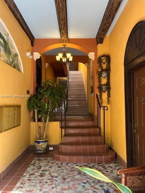 Photo - 1361 Meridian Ave Unidad 1