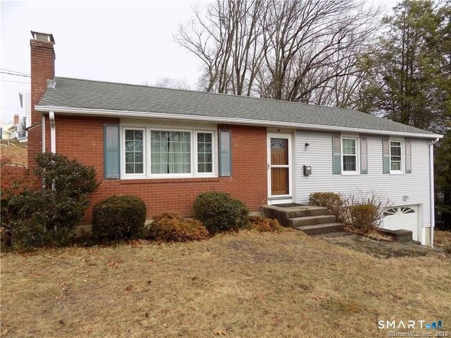 Building Photo - 36 Woodcrest Dr