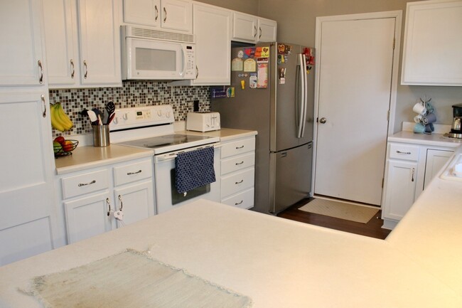 Photo - Beautiful 3 Bedroom 2 Bath in Sterling Heights
