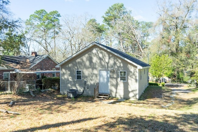 Photo - 536 Basin St