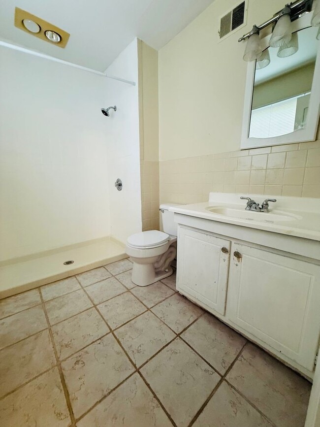 Photo - 3 Bedroom, 2.5 Bath Townhouse