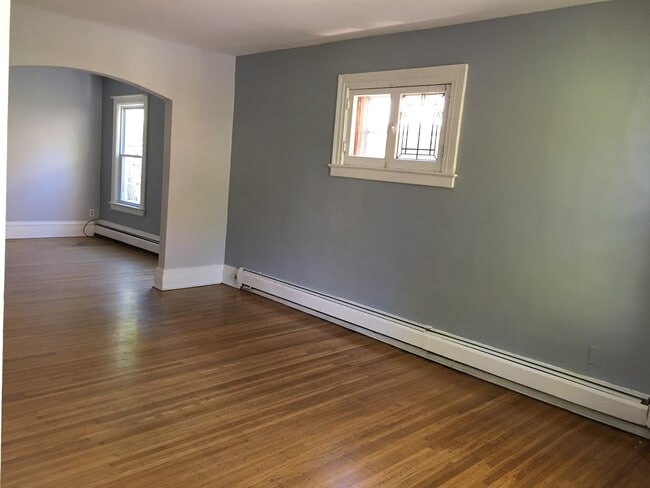 153 Hamilton St Unit 2