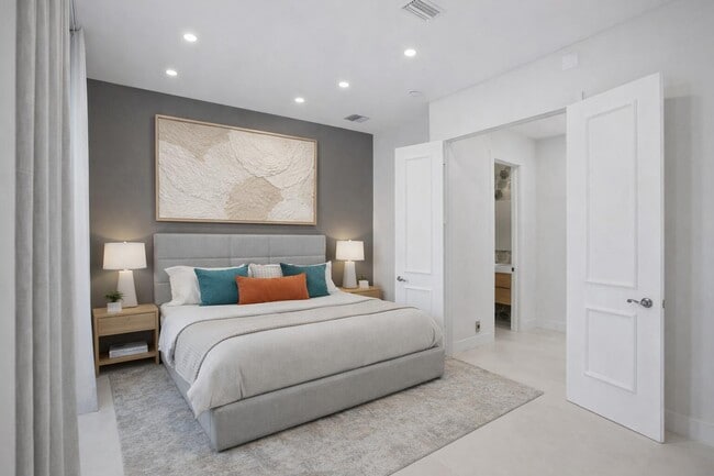 Photo - 3201 E Stonebrook Cir