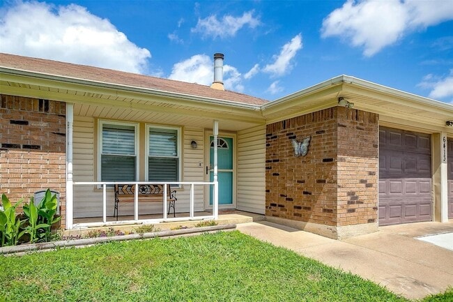 Building Photo - 6413 Whitley Rd Rental