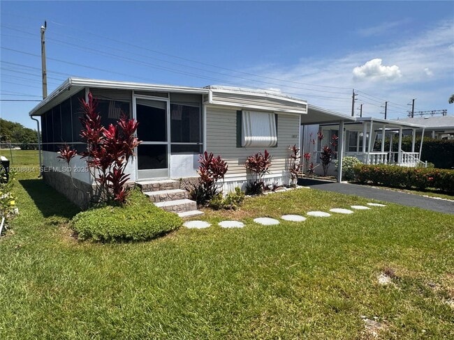Building Photo - 2957 SW 54th St