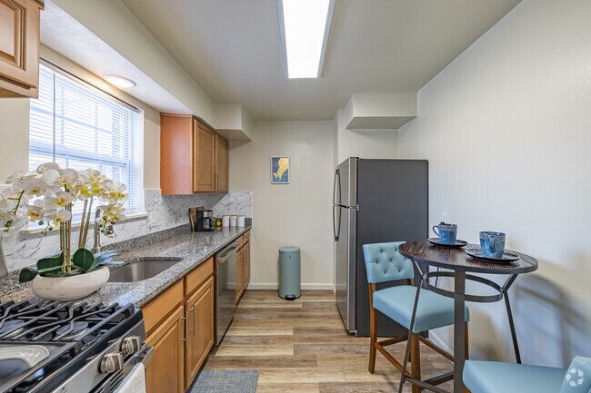1 habitación, 1 baño - 730 pies cuadrados - La Colonia - Cocina
