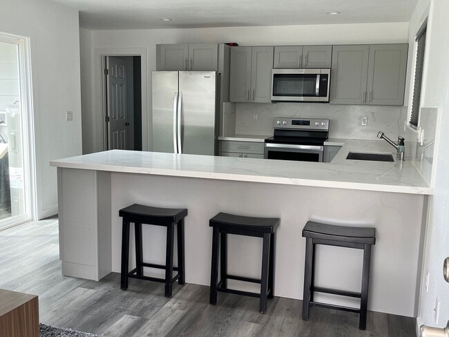 Photo - R00241 Unit 1