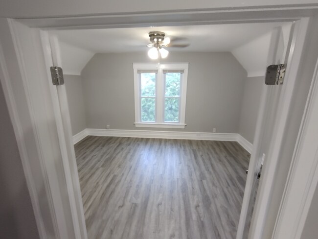 Photo - 3607 Waukegan Rd