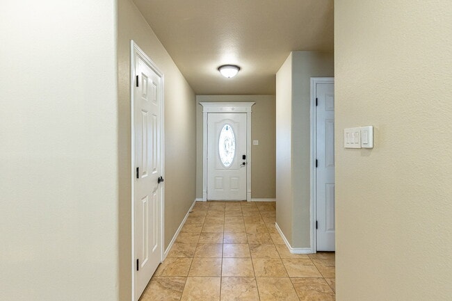 Photo - Cute 3 bedroom 2 bath in Frenship School District