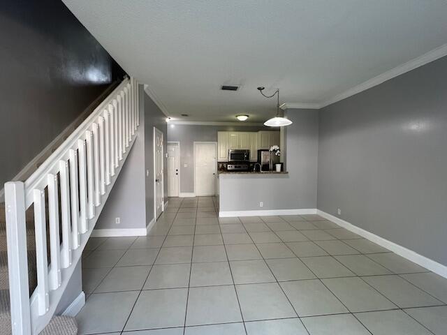 Photo - 2163 Madeira Dr