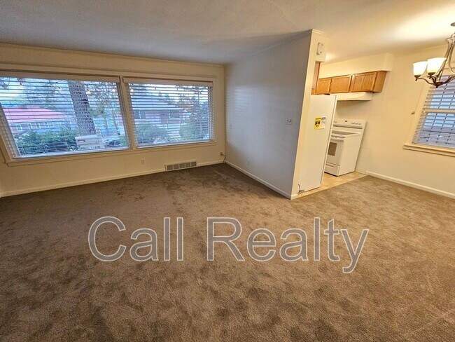 Photo - 827 W 11th Ave Unidad #2