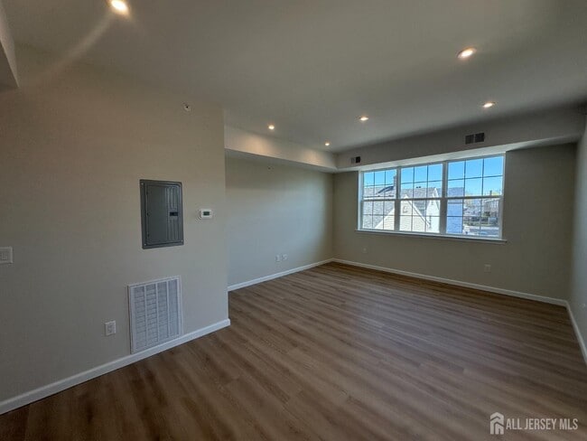 Photo - 88 Louis St Unidad 5