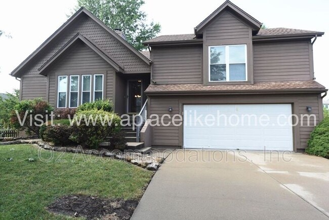 Photo - 15325 Riley St
