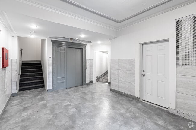 29 39 Charter Oak LLC