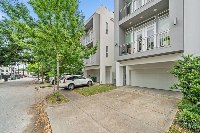 Photo - 1804 Prospect St