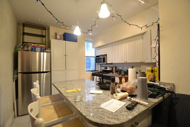 Photo - 2001 Commonwealth Ave Unidad 5