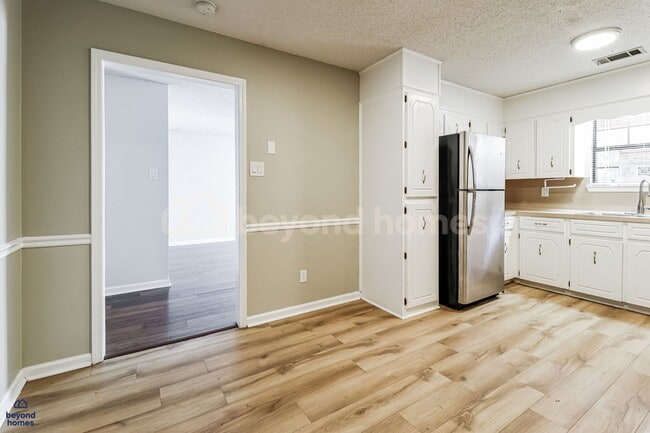 Photo - Beautiful 3 Bed 2 Bath home for Rent in Sherwood - Looking for You!