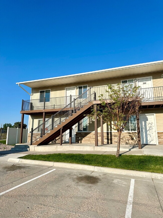 Building Photo - 204 Abby Rd Unit 201